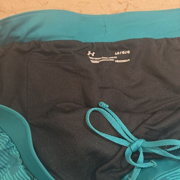 Under Armour athletic shorts SZ large - Picture 3 of 9